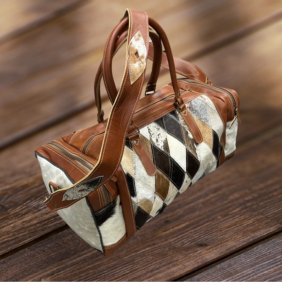 Fabulous Duffel Unisex genuine Cowhide Leather XL travel weekender patched - Picture 10 of 14